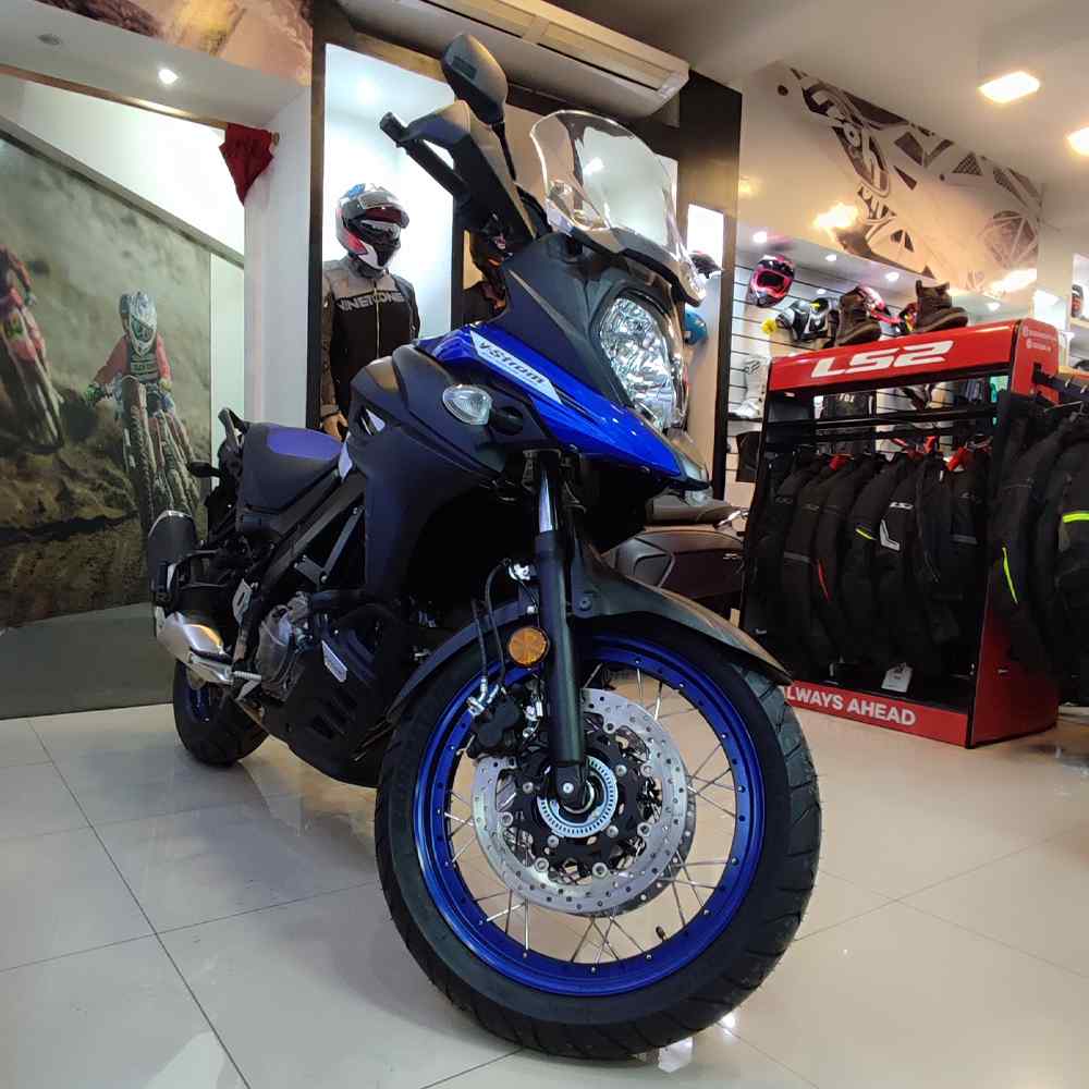 13 Suzuki V-Strom 650xt - Andes Motors.jpg