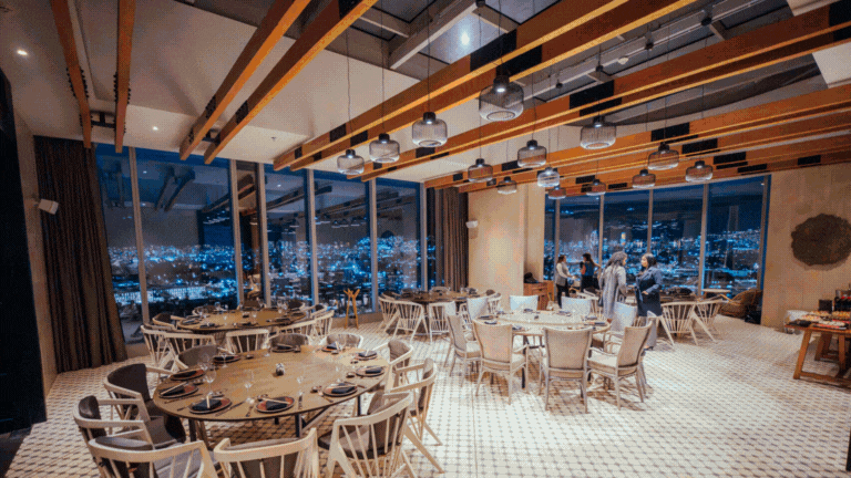 GALERIA 1 35 AÑOS.gif