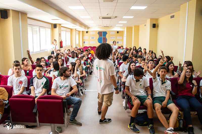 Jóvenes-VI-Programa-Scholas.jpeg
