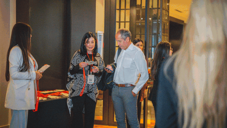 GALERIA 2 35 AÑOS.gif